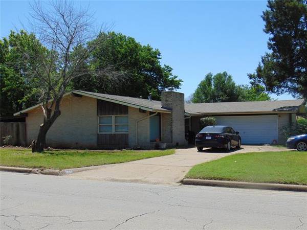 1701 SE 24th Avenue, Mineral Wells, TX 76067