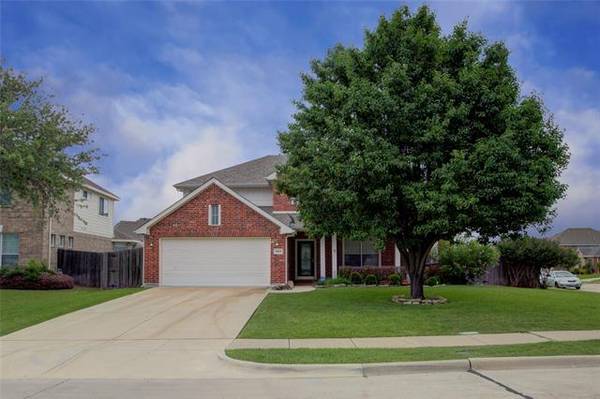 3804 Calloway Drive, Mansfield, TX 76063