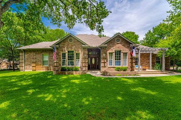 700 E Oak Shores Drive, Cross Roads, TX 76227