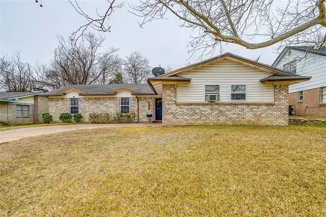 3008 San Marcos Drive, Fort Worth, TX 76116