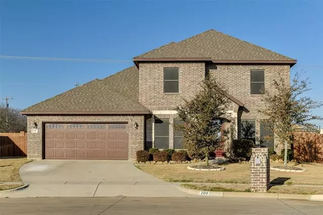 200 Canterbury Court, Midlothian, TX 76065