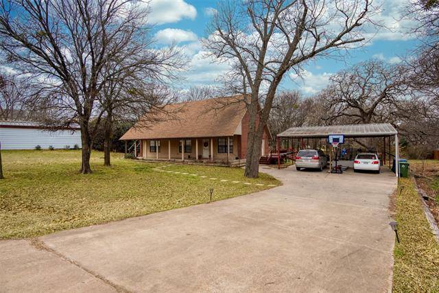 108 Buckboard Drive, Oak Point, TX 75068