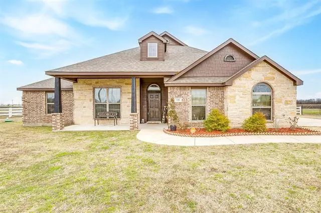 135 John Rockett Lane, Palmer, TX 75152