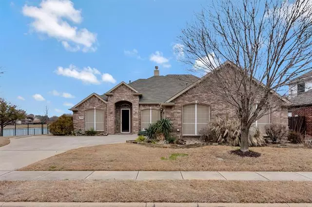 11708 Babbling Brook Drive, Fort Worth, TX 76244