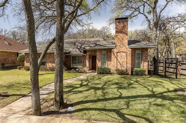 100 Bent Tree Court, Irving, TX 75061