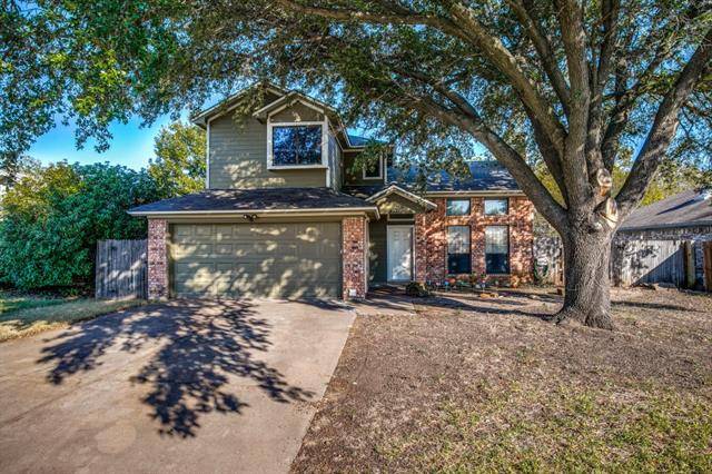 837 Globe Avenue, Blue Mound, TX 76131