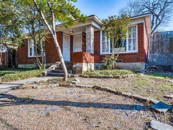 2722 W Jefferson Boulevard, Dallas, TX 75211