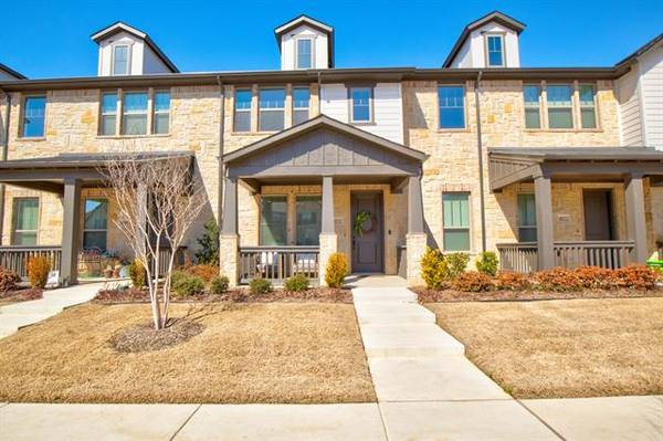 6573 Iron Horse Boulevard, North Richland Hills, TX 76180