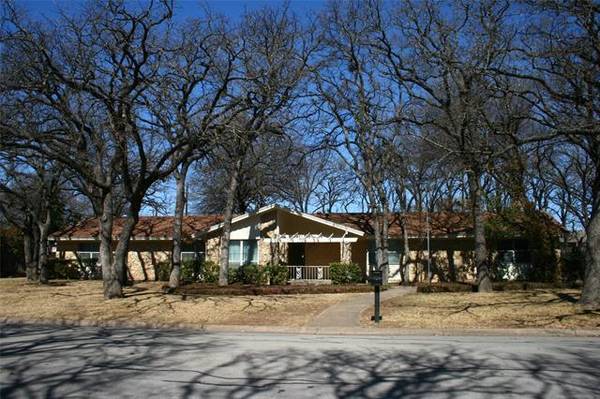 1316 Kathryn Street, Hurst, TX 76053