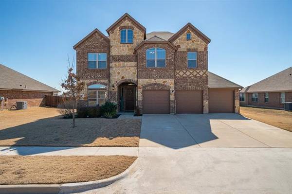 135 Harvest Way, Crandall, TX 75114