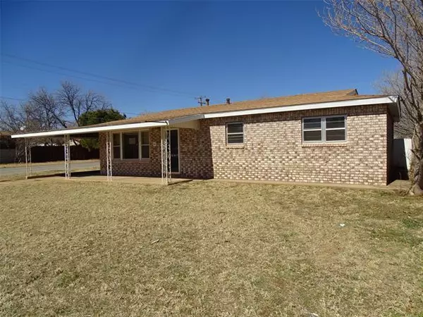 Snyder, TX 79549,2113 41st Street