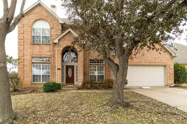 800 Canyon Crest Drive, Irving, TX 75063