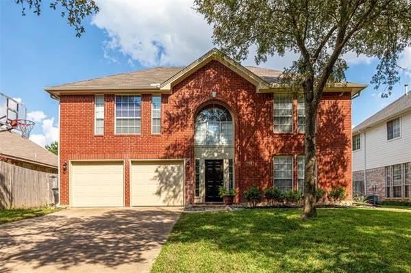 7512 Mesa Verde Trail, Fort Worth, TX 76137