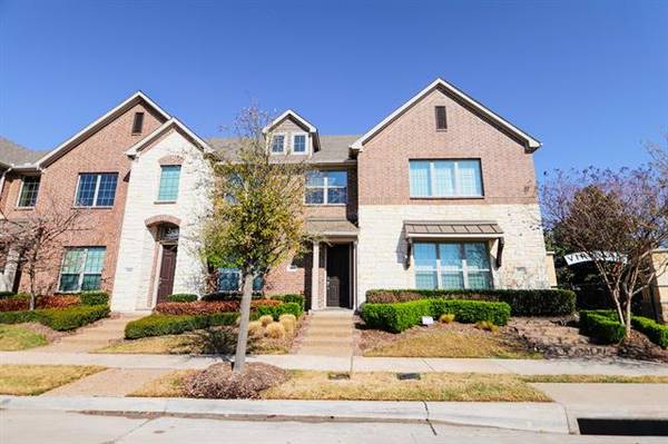 3803 Cascade Sky Drive, Arlington, TX 76005