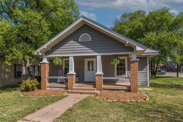 1301 W Morton Street, Denison, TX 75020