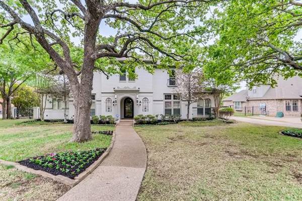 2809 Tyler Street, Southlake, TX 76092