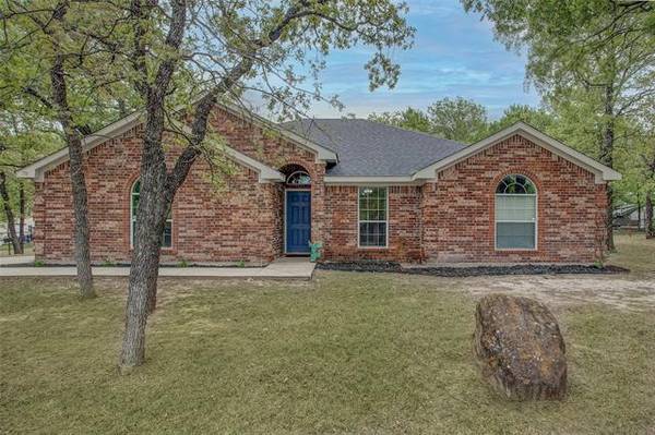 131 W Ranch Lane,  Weatherford,  TX 76088