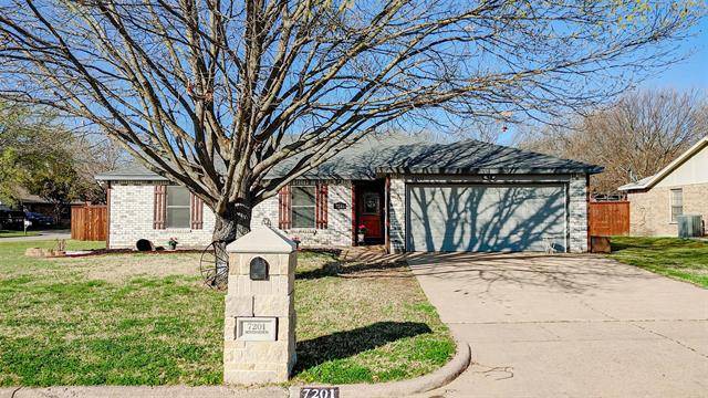 7201 Windhaven Road, North Richland Hills, TX 76182