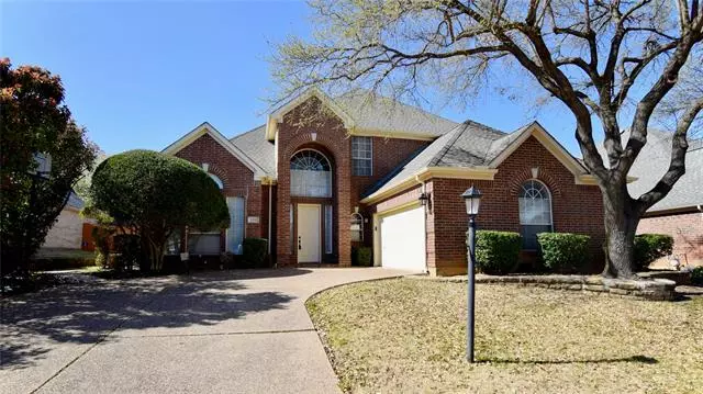 2411 Knollwood Court, Arlington, TX 76006