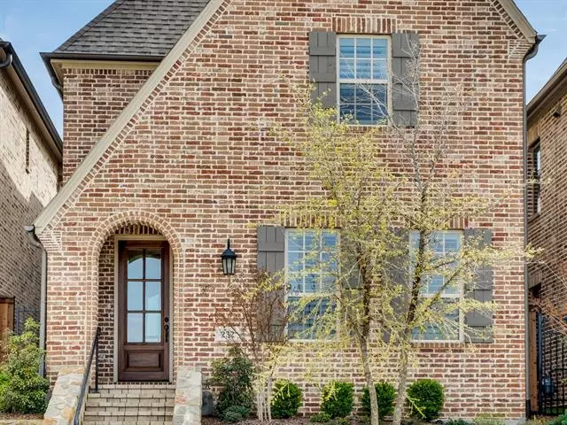 232 Skystone Drive, Irving, TX 75038