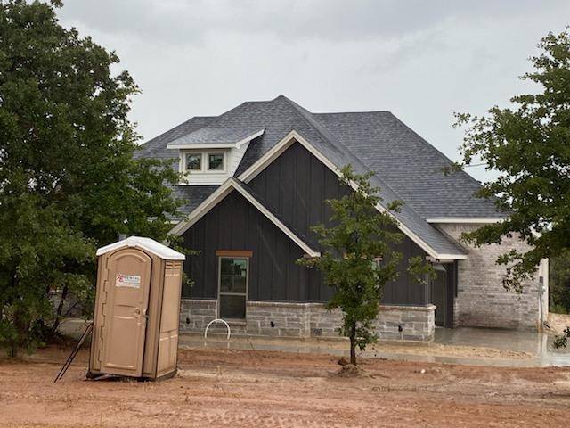 1213 Horizon Trace Drive, Azle, TX 76020