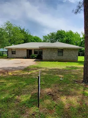 303 N Florence Street, Tioga, TX 76271