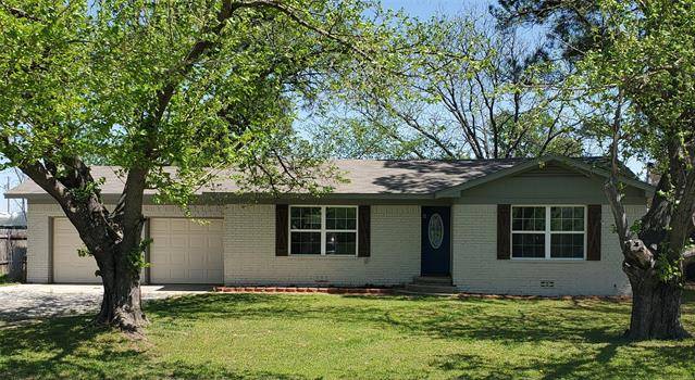 421 S Hitt Street, Boyd, TX 76023