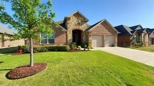 2968 Cayuga Lane, Grand Prairie, TX 75054