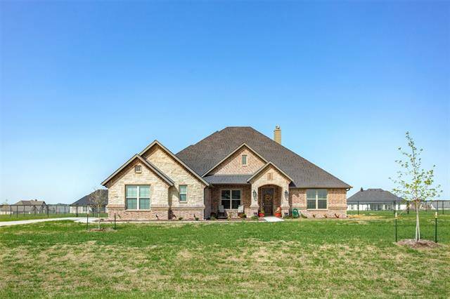 216 Buena Vista Drive, Godley, TX 76044