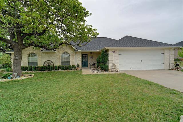 609 Grand Oaks Court, Alvord, TX 76225