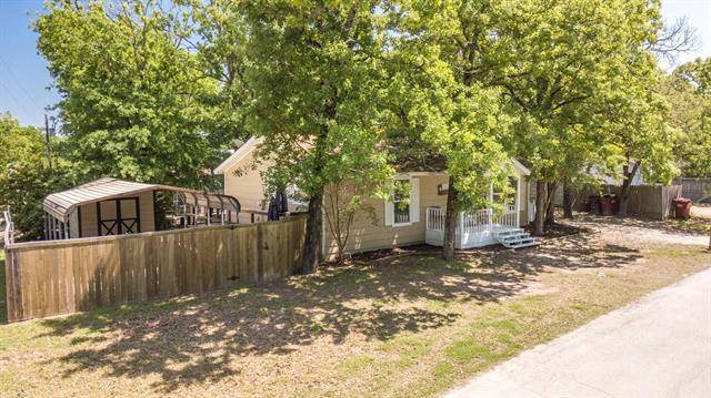 404 Indian Oaks Trail, West Tawakoni, TX 75474