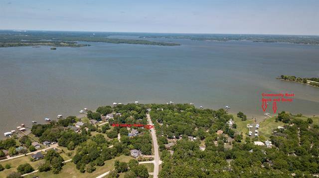 West Tawakoni, TX 75474,404 Indian Oaks Trail