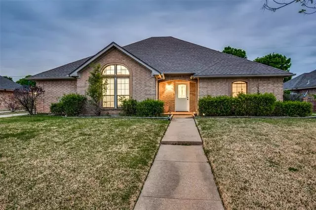 Grapevine, TX 76051,3107 Sweet Briar Street