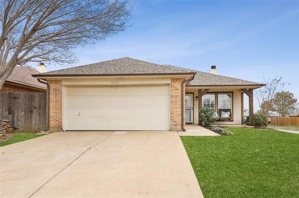 2070 Bronco Lane, Keller, TX 76248