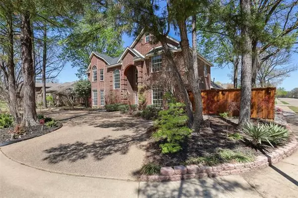 Allen, TX 75002,829 Clearlake Drive