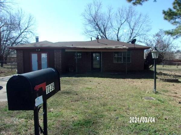 1036 Thatcher Street, Denison, TX 75020