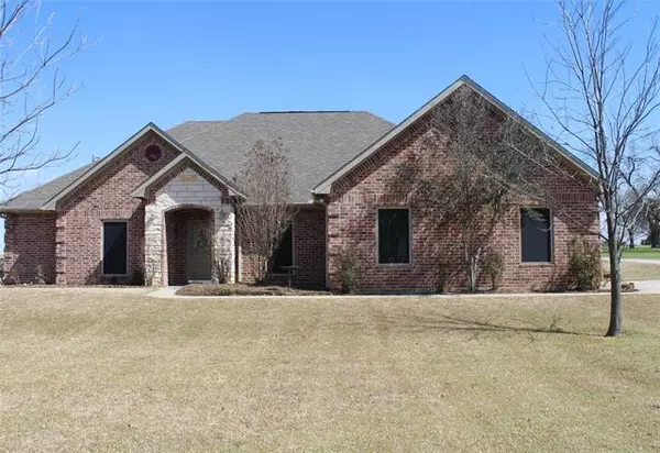 930 BOIS D ARC, Whitesboro, TX 76273