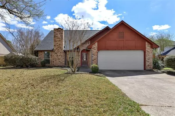 520 Gunnison Drive, Arlington, TX 76006