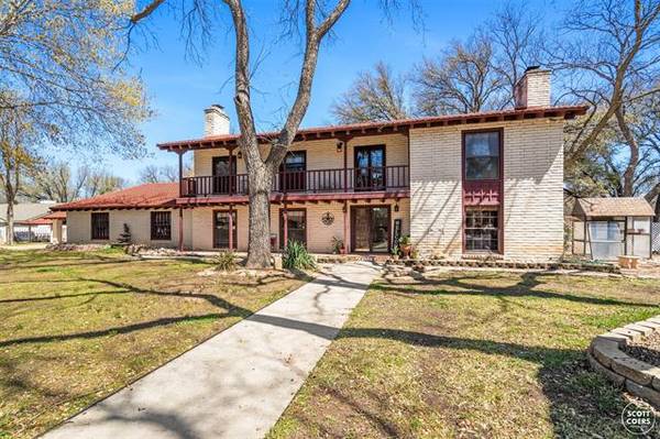 212 Quail Run, Brownwood, TX 76801