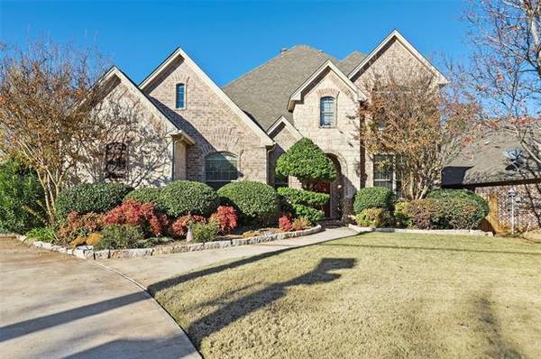 7929 Green Valley Drive, North Richland Hills, TX 76182