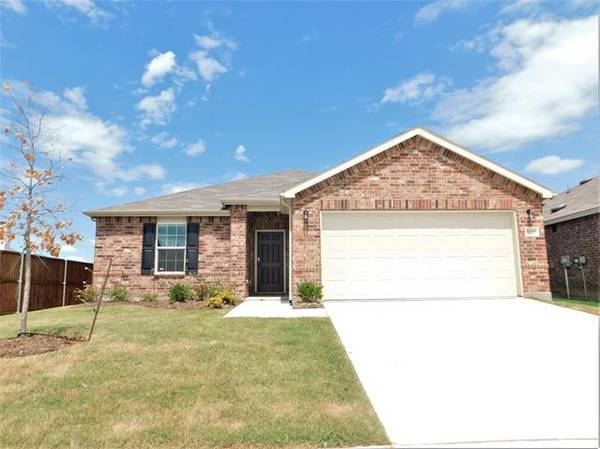 1633 Trace Drive, Aubrey, TX 76227