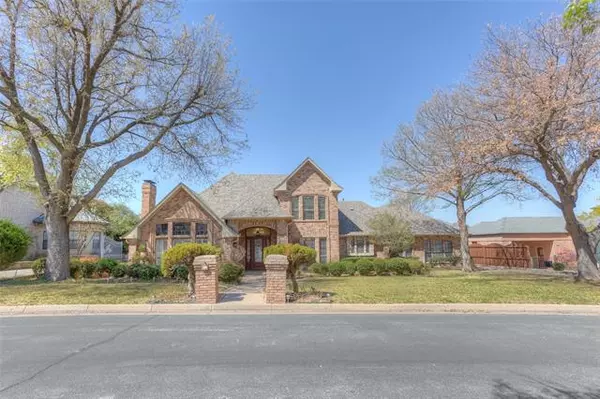 2112 Scenic Bay Drive, Arlington, TX 76013