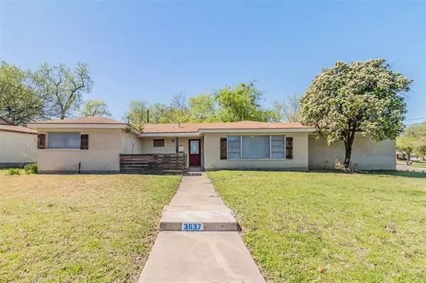 3637 Reeves Street, North Richland Hills, TX 76117