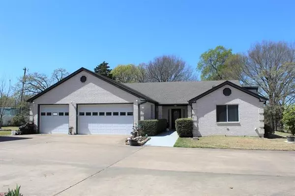 Mabank, TX 75156,10111 CHEROKEE Lane