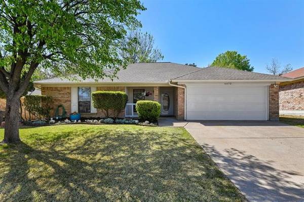 6472 Loma Vista Drive, Watauga, TX 76148