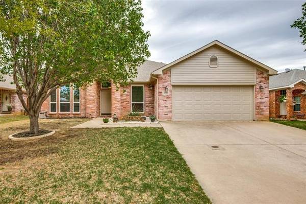 3204 Topanga Canyon Drive, Corinth, TX 76210