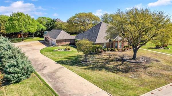 405 Crestridge Road, Heath, TX 75032