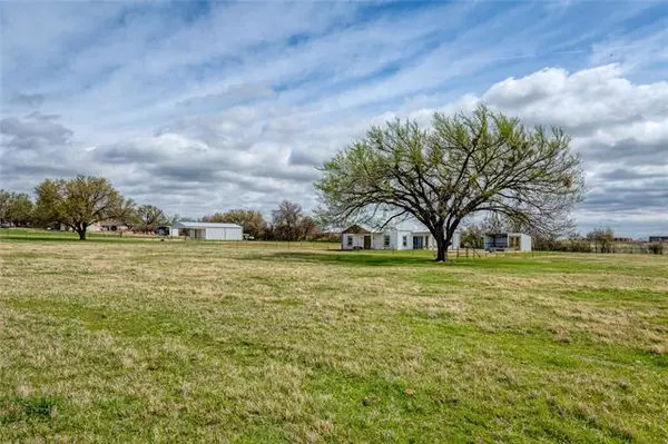 Springtown, TX 76082,1527 J E Woody Road