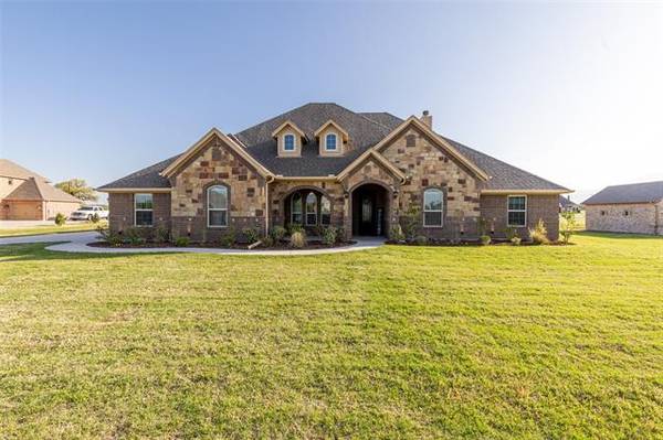 106 Alander Court,  Weatherford,  TX 76087