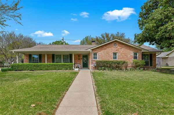 336 Forest Grove Drive, Richardson, TX 75080